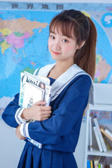 与爱同居